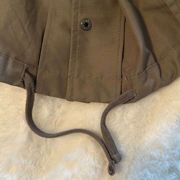 FOG Fear of God Essentials Oversized Coaches Jacket in Taupe Men’s Large - Picture 11 of 11